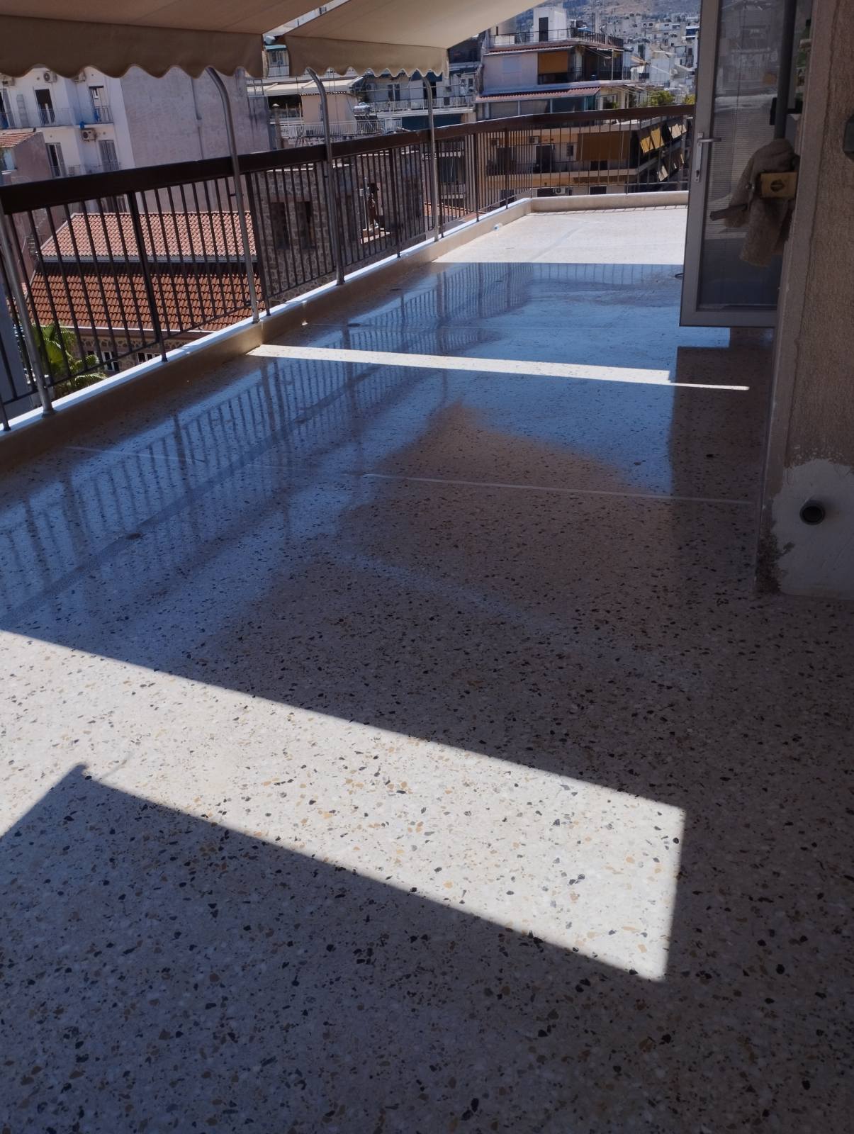 Γυαλίσματα